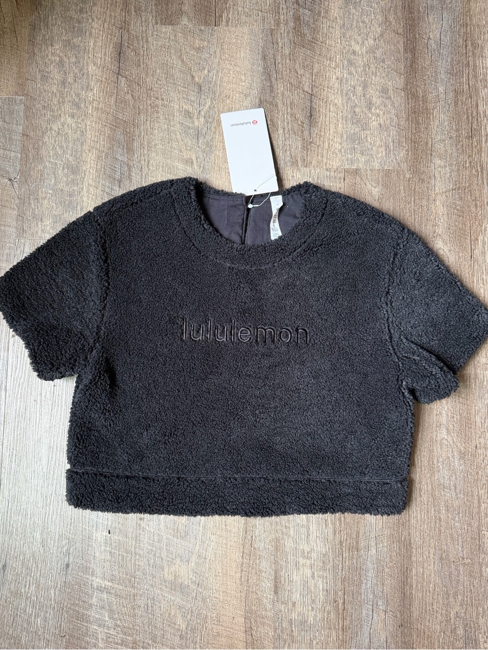 Lululemon Textured Fleece Embroidered Logo Tee NWT